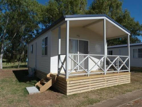Narrabri Big Sky Caravan Park Екстериор снимка